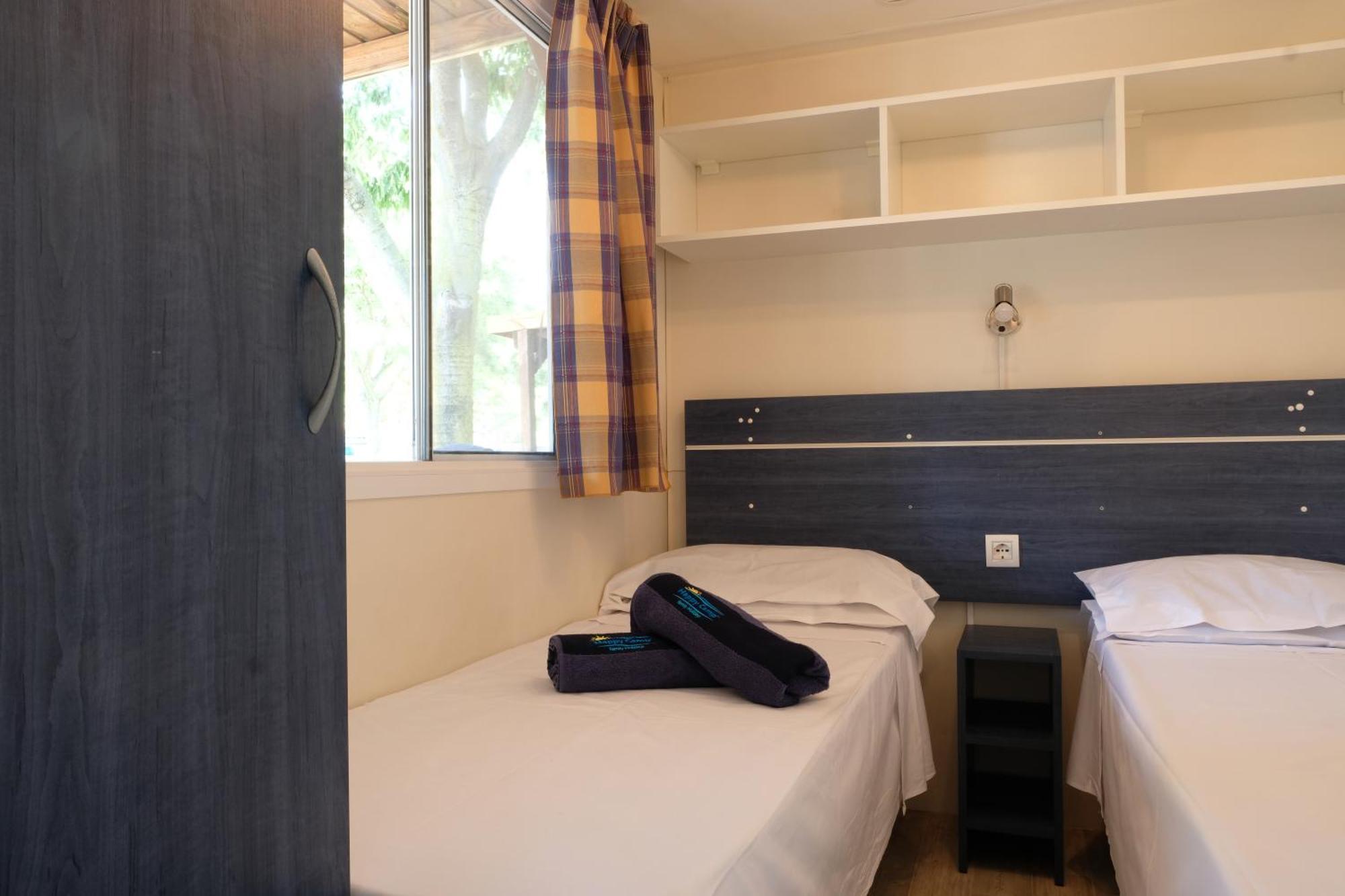 Happy Camp Mobile Homes In Camping Village Rosapineta Росолина Маре Екстериор снимка